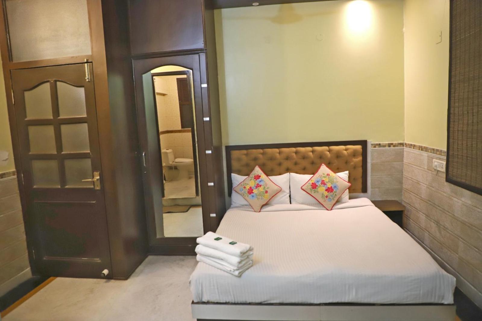 Hotel Traditional Inn New Delhi Extérieur photo